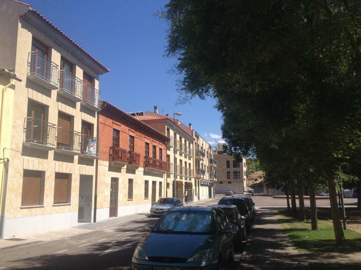Apartamento turisticos Puente Romano P4 1-A Salamanca Bagian luar foto
